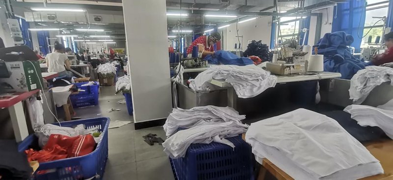 如何选择合适的劳保服批发商家